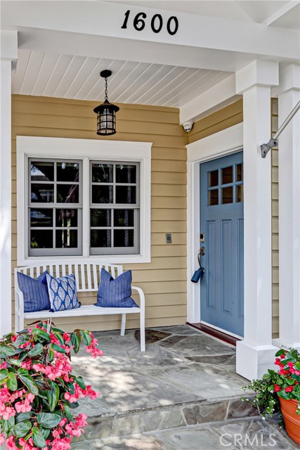 1600 Elm Avenue, Manhattan Beach, California 90266, 3 Bedrooms Bedrooms, ,3 BathroomsBathrooms,Residential,Sold,Elm,SB19126027