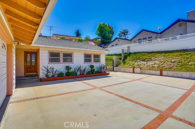 1826 Avenida Aprenda, Rancho Palos Verdes, California 90275, 4 Bedrooms Bedrooms, ,1 BathroomBathrooms,Residential,Sold,Avenida Aprenda,SB21100259