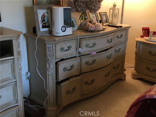 DRESSER FOR SALE BY TENANT