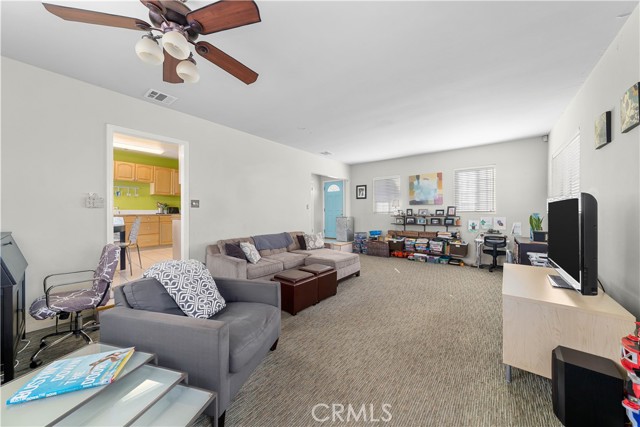 1912 Robinson Street, Redondo Beach, California 90278, 3 Bedrooms Bedrooms, ,1 BathroomBathrooms,Residential,Sold,Robinson,SB21045337