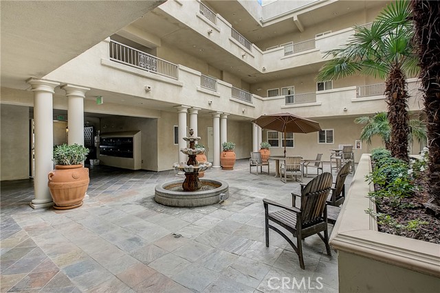 2 Bed Home for Sale in Sherman Oaks, California