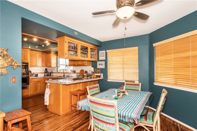 1810 Pullman Lane, Redondo Beach, California 90278, 4 Bedrooms Bedrooms, ,2 BathroomsBathrooms,Residential,Sold,Pullman,SB19032295
