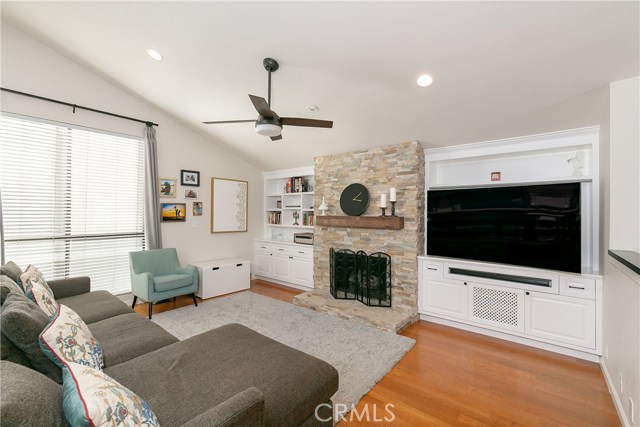 2408 Rockefeller Lane, Redondo Beach, California 90278, 3 Bedrooms Bedrooms, ,2 BathroomsBathrooms,Residential,Sold,Rockefeller,SB19003633