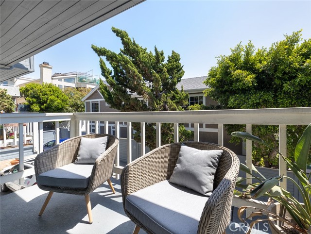 1917 Nelson Avenue, Redondo Beach, California 90278, 3 Bedrooms Bedrooms, ,3 BathroomsBathrooms,Residential,Sold,Nelson,WS21087419