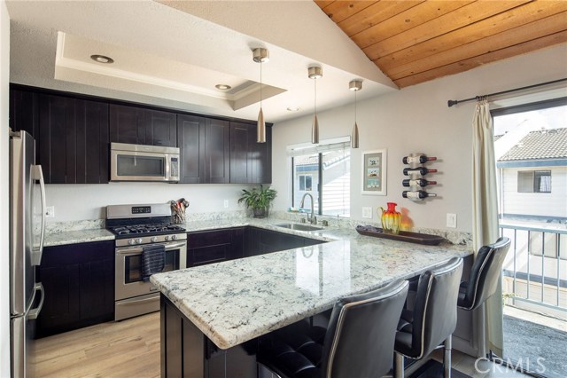 Granite counter tops and stainless steel appliances