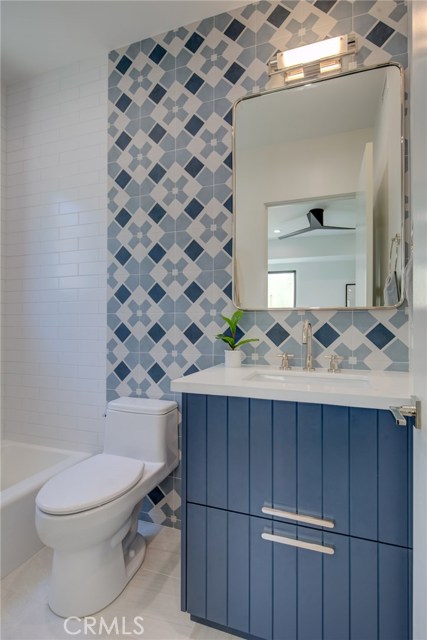 124 39th Street, Manhattan Beach, California 90266, 3 Bedrooms Bedrooms, ,2 BathroomsBathrooms,Residential,Sold,39th,SB20089804