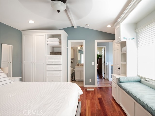 569 31st Street, Manhattan Beach, California 90266, 5 Bedrooms Bedrooms, ,3 BathroomsBathrooms,Residential,Sold,31st,SB20164744