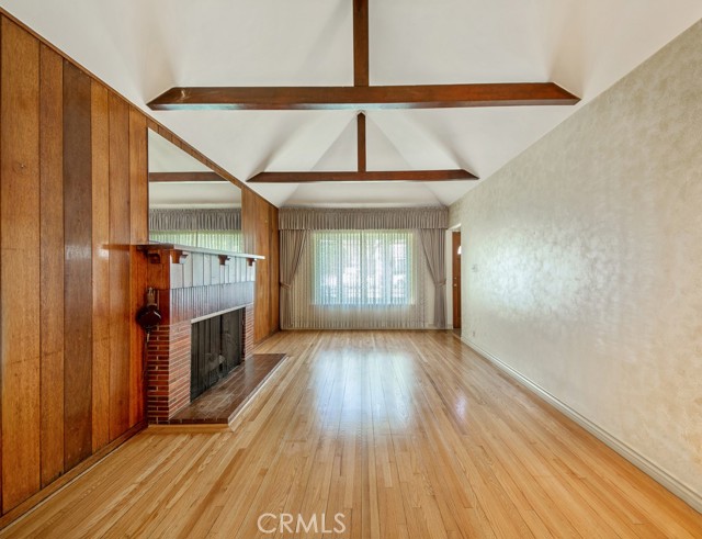4 Bed Home for Sale in Burbank, California