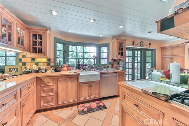 15 Branding Iron Lane, Rolling Hills Estates, California 90274, 5 Bedrooms Bedrooms, ,2 BathroomsBathrooms,Residential,Sold,Branding Iron,SB19085321