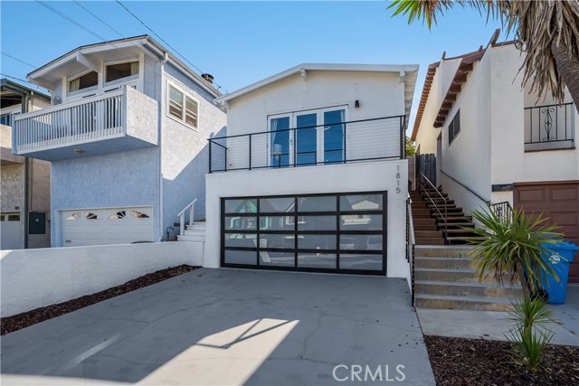 1815 Stanford Avenue, Redondo Beach, California 90278, 3 Bedrooms Bedrooms, ,3 BathroomsBathrooms,Residential,Sold,Stanford,SB21146513