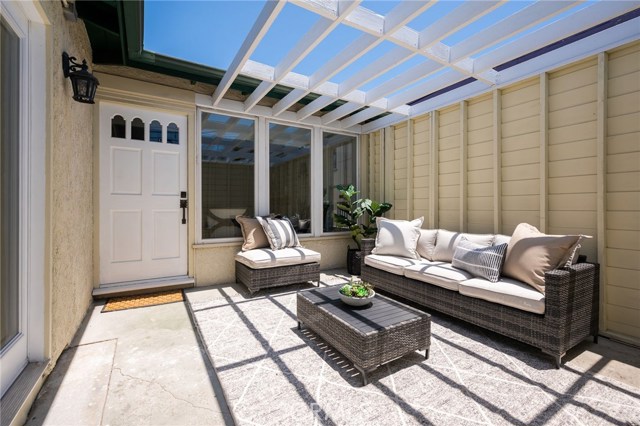 25718 Crest, Torrance, California 90505, 3 Bedrooms Bedrooms, ,1 BathroomBathrooms,Residential,Sold,Crest,SB20125093