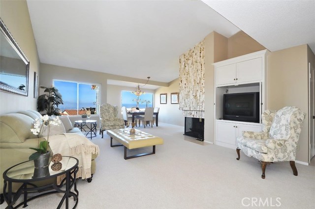 Great Room with Fireplace