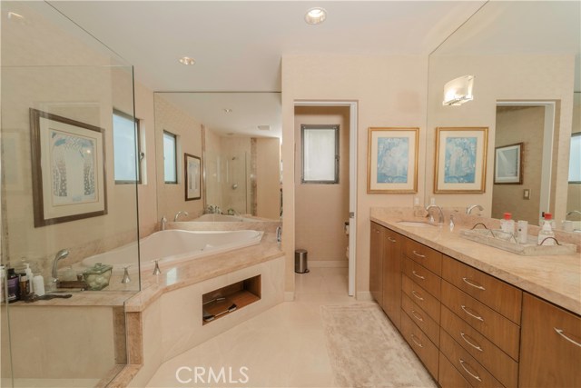113 19th Street, Manhattan Beach, California 90266, 3 Bedrooms Bedrooms, ,2 BathroomsBathrooms,Residential,Sold,19th,SB20062018