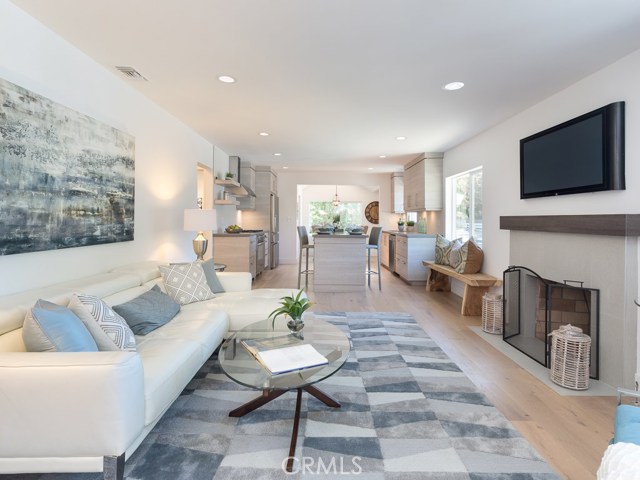 3616 Laurel Avenue, Manhattan Beach, California 90266, 3 Bedrooms Bedrooms, ,2 BathroomsBathrooms,Residential,Sold,Laurel,SB18252595