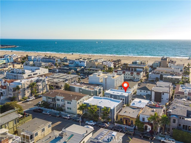 427 Manhattan Avenue, Hermosa Beach, California 90254, 2 Bedrooms Bedrooms, ,1 BathroomBathrooms,Residential,Sold,Manhattan,SB20167602