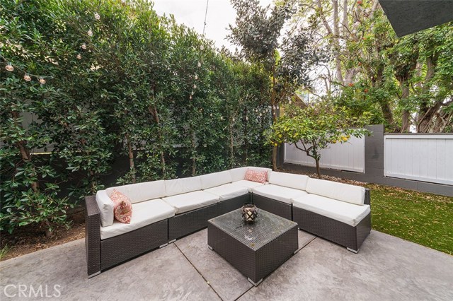 2404 Marshallfield Lane, Redondo Beach, California 90278, 3 Bedrooms Bedrooms, ,2 BathroomsBathrooms,Residential,Sold,Marshallfield,SB18103894