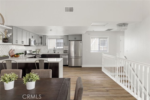 2704 Carnegie Lane, Redondo Beach, California 90278, 3 Bedrooms Bedrooms, ,1 BathroomBathrooms,Residential,Sold,Carnegie,SB21024689