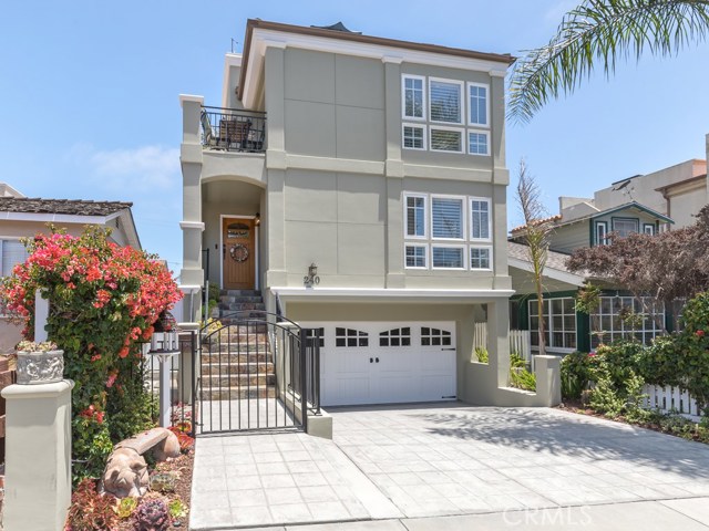 240 Monterey Boulevard, Hermosa Beach, California 90254, 3 Bedrooms Bedrooms, ,2 BathroomsBathrooms,Residential,Sold,Monterey,SB19037941