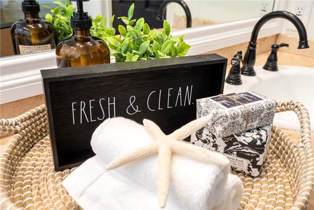 2322 Laurel Bluff Drive, Manhattan Beach, California 90266, 4 Bedrooms Bedrooms, ,3 BathroomsBathrooms,Residential,Sold,Laurel Bluff,SB21167191