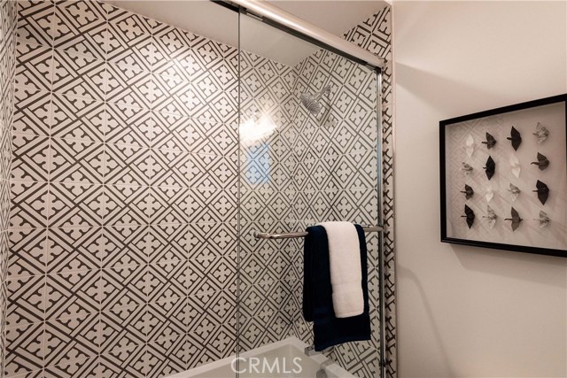 653 13th Street, Manhattan Beach, California 90266, 4 Bedrooms Bedrooms, ,2 BathroomsBathrooms,Residential,Sold,13th,SB19011414