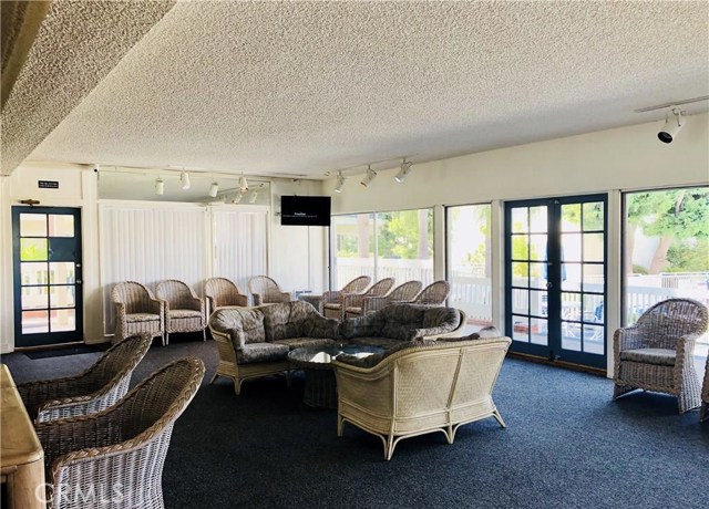 601 Prospect Avenue, Redondo Beach, California 90277, 2 Bedrooms Bedrooms, ,2 BathroomsBathrooms,Residential,Sold,Prospect,SB20189333