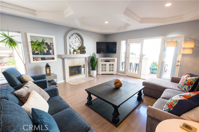 1705 Marshallfield Lane, Redondo Beach, California 90278, 4 Bedrooms Bedrooms, ,2 BathroomsBathrooms,Residential,Sold,Marshallfield,SB21036062