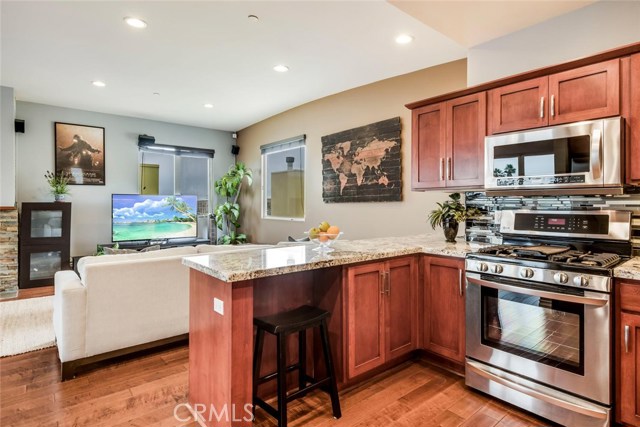 313 Anita Street, Redondo Beach, California 90278, 4 Bedrooms Bedrooms, ,3 BathroomsBathrooms,Residential,Sold,Anita,SB17165382