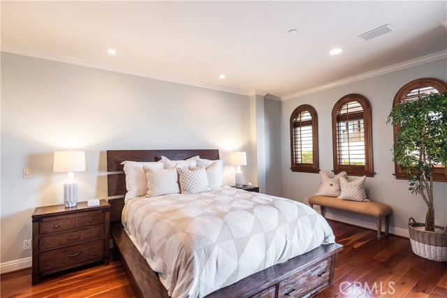 319 24th Street, Manhattan Beach, California 90266, 3 Bedrooms Bedrooms, ,3 BathroomsBathrooms,Residential,Sold,24th,SB21092556