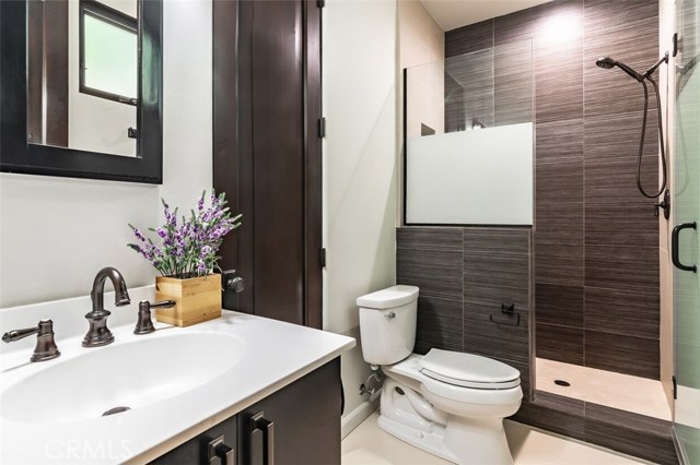 3617 Pacific Avenue, Manhattan Beach, California 90266, 5 Bedrooms Bedrooms, ,2 BathroomsBathrooms,Residential,Sold,Pacific,SB18228289