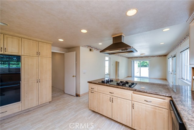 5669 Whitecliff Drive, Rancho Palos Verdes, California 90275, 4 Bedrooms Bedrooms, ,3 BathroomsBathrooms,Residential,Sold,Whitecliff,PV17220054