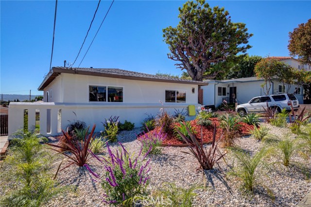 2408 Ives Lane, Redondo Beach, California 90278, 3 Bedrooms Bedrooms, ,2 BathroomsBathrooms,Residential,Sold,Ives,PV18253723 2408 Ives Lane, Redondo Beach, California 90278, 3 Bedrooms Bedrooms, ,2 BathroomsBathrooms,Residential,Sold,Ives,PV18253723