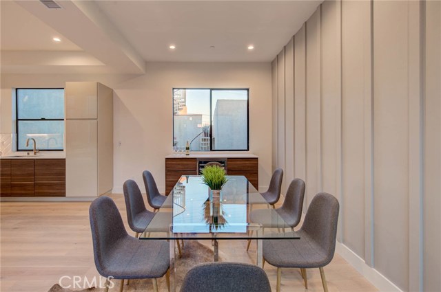 602 Irena Avenue, Redondo Beach, California 90277, 4 Bedrooms Bedrooms, ,4 BathroomsBathrooms,Residential,Sold,Irena,PV19131744