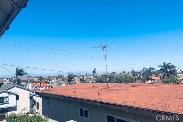 1804 Marshallfield Lane, Redondo Beach, California 90278, 3 Bedrooms Bedrooms, ,2 BathroomsBathrooms,Residential,Sold,Marshallfield Lane,DW19047039
