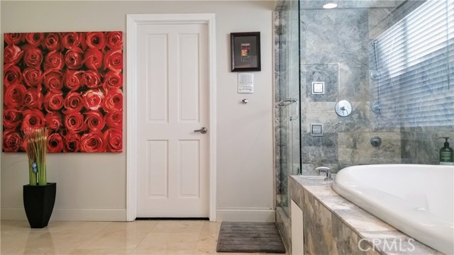 Master Bathroom!