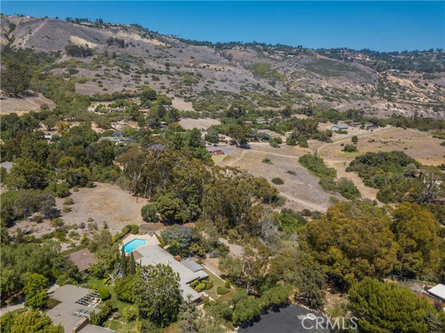 3 Thyme Place, Rancho Palos Verdes, California 90275, 4 Bedrooms Bedrooms, ,3 BathroomsBathrooms,Residential,Sold,Thyme,PV18179507