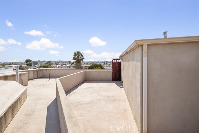 2617 Ripley Avenue, Redondo Beach, California 90278, 4 Bedrooms Bedrooms, ,4 BathroomsBathrooms,Residential,Sold,Ripley,SB20168034