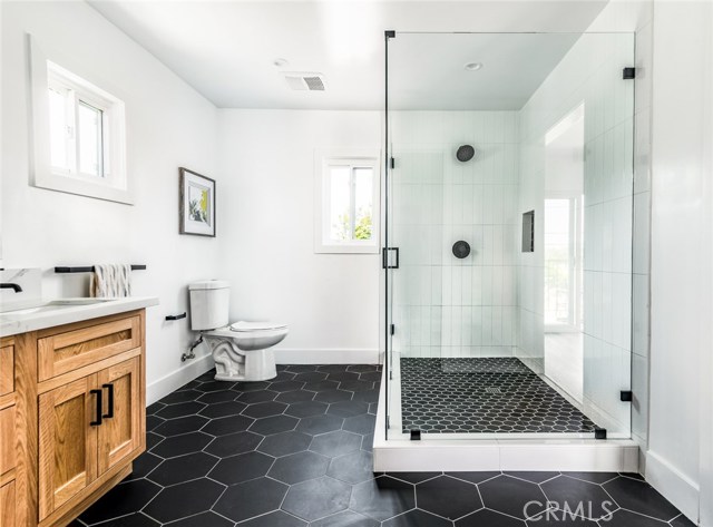 2517 Fisk Lane, Redondo Beach, California 90278, 4 Bedrooms Bedrooms, ,3 BathroomsBathrooms,Residential,Sold,Fisk,SB20145075