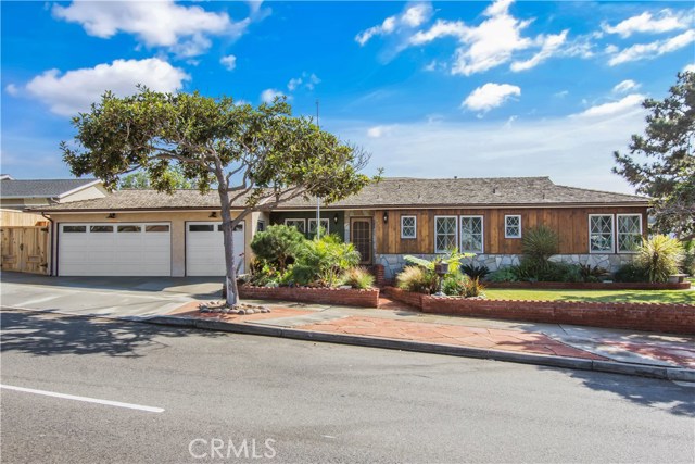 401 Avenue F, Redondo Beach, California 90277, 3 Bedrooms Bedrooms, ,1 BathroomBathrooms,Residential,Sold,Avenue F,SB18031523