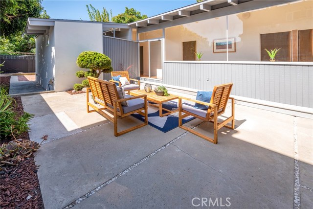 852 18th, Manhattan Beach, California 90266, 4 Bedrooms Bedrooms, ,1 BathroomBathrooms,Residential,Sold,18th,SB20139694