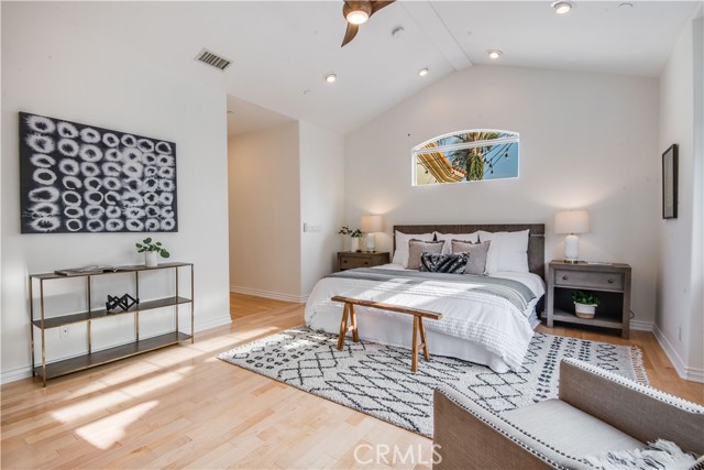2225 Mathews Avenue, Redondo Beach, California 90278, 3 Bedrooms Bedrooms, ,2 BathroomsBathrooms,Residential,Sold,Mathews,PV21085023