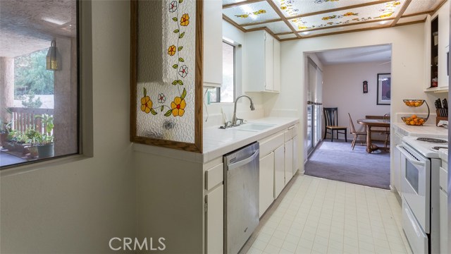 5718 Ravenspur Drive, Rancho Palos Verdes, California 90275, 2 Bedrooms Bedrooms, ,2 BathroomsBathrooms,Residential,Sold,Ravenspur,PV18282952