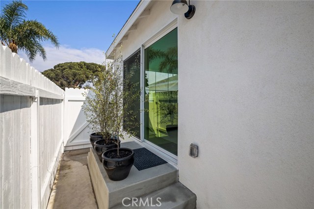 2420 Robinson Street, Redondo Beach, California 90278, 3 Bedrooms Bedrooms, ,1 BathroomBathrooms,Residential,Sold,Robinson,SB20208092
