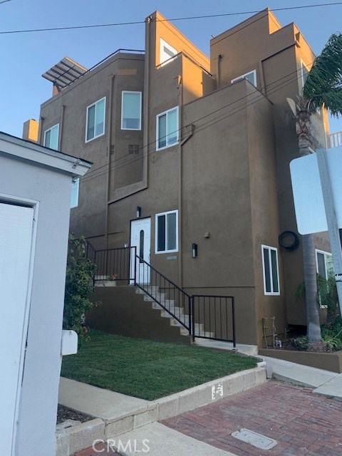 856 Cypress Avenue, Hermosa Beach, California 90254, 3 Bedrooms Bedrooms, ,1 BathroomBathrooms,Residential,Sold,Cypress,SB20025590