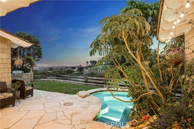 27064 Sunnyridge Road, Palos Verdes Peninsula, California 90274, 3 Bedrooms Bedrooms, ,2 BathroomsBathrooms,Residential,Sold,Sunnyridge,PV21078931