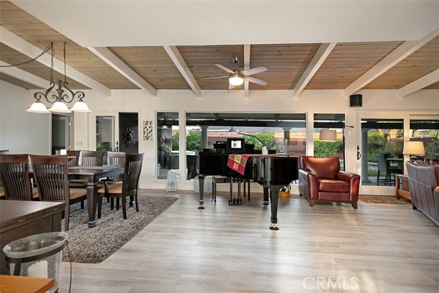 Photo of 460 E 16th Street, Costa Mesa, CA 92627