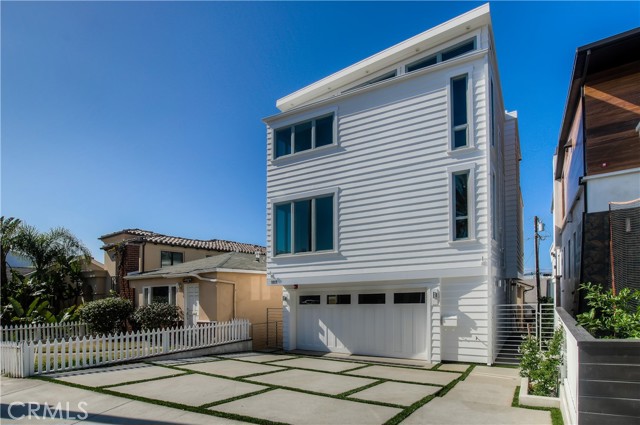 1819 Monterey Boulevard, Hermosa Beach, California 90254, 4 Bedrooms Bedrooms, ,4 BathroomsBathrooms,Residential,Sold,Monterey,SB21046153