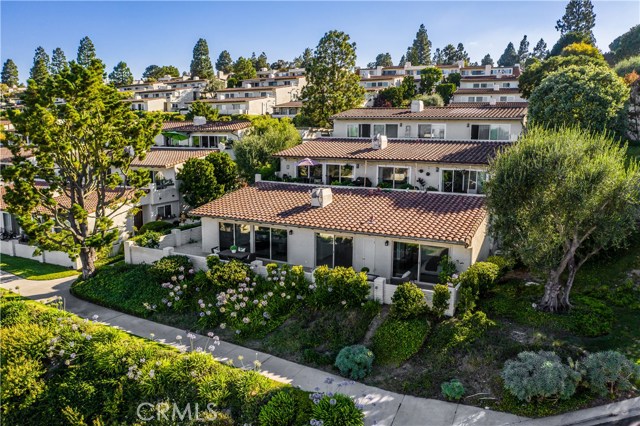 160 Aspen Way, Rolling Hills Estates, California 90274, 3 Bedrooms Bedrooms, ,2 BathroomsBathrooms,Residential,Sold,Aspen Way,PV20146258