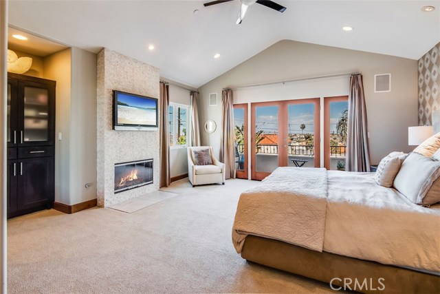 1121 Goodman Avenue, Redondo Beach, California 90278, 5 Bedrooms Bedrooms, ,4 BathroomsBathrooms,Residential,Sold,Goodman,PV19118015