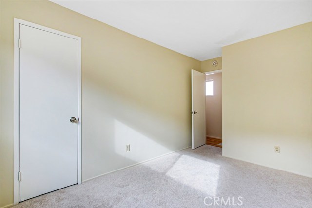 Newly carpeted one bedroom with new Dual paned window and walk in closet!