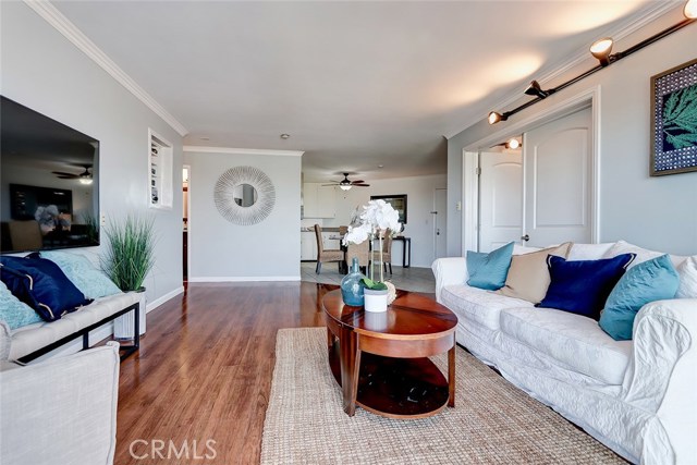 1108 Camino Real, Redondo Beach, California 90277, 3 Bedrooms Bedrooms, ,1 BathroomBathrooms,Residential,Sold,Camino Real,SB20124085